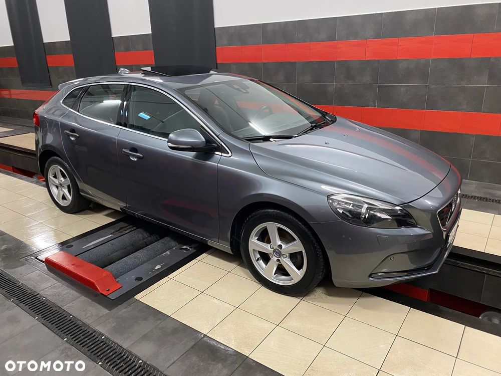 Volvo V40 D2 Linje You - 5