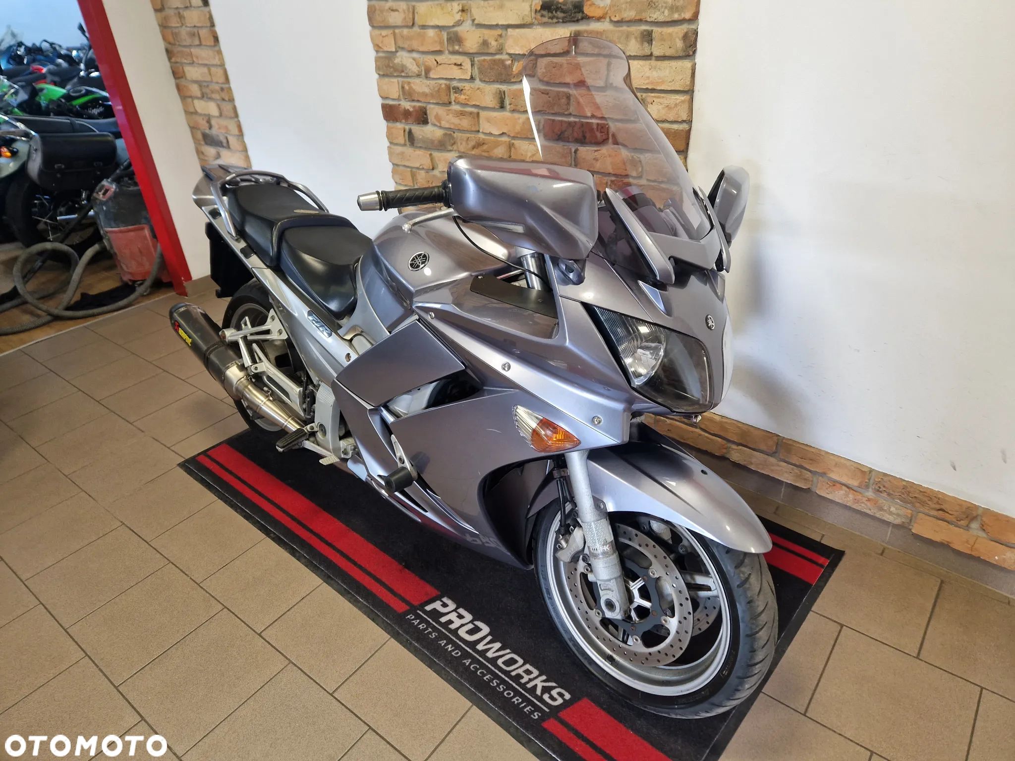 Yamaha FJR - 1