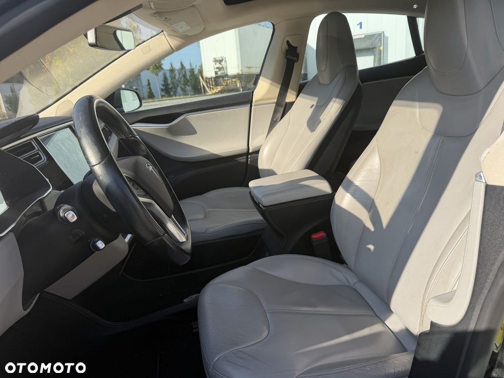 Tesla Model S Standard - 11
