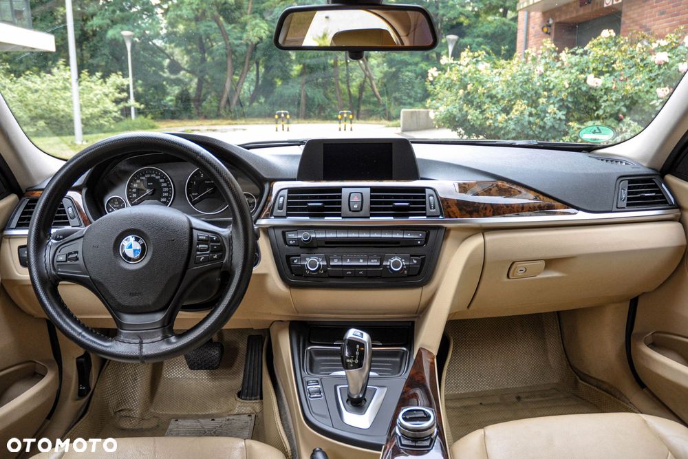 BMW Seria 3 - 10