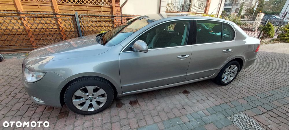 Skoda Superb 1.8 TSI Ambition - 2