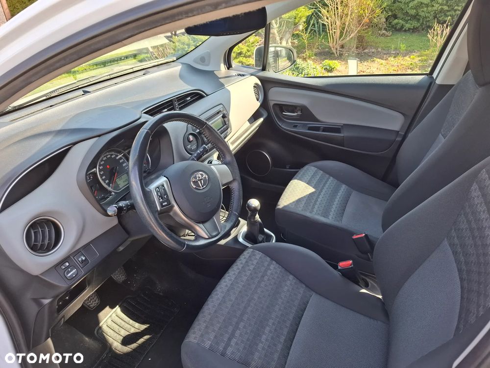 Toyota Yaris 1.0 Active EU6 - 6