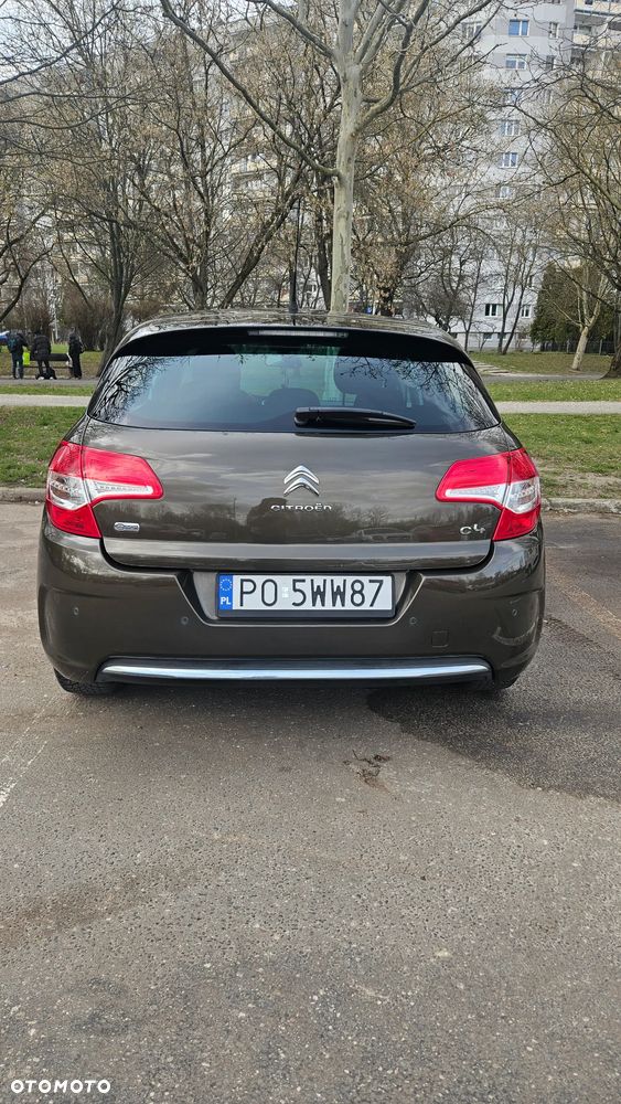 Citroën C4 e-HDi 115 Selection - 2