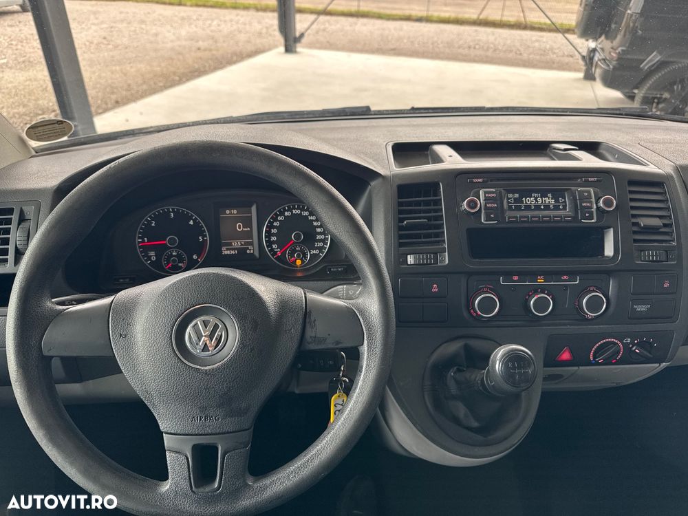 Volkswagen Transporter - 7