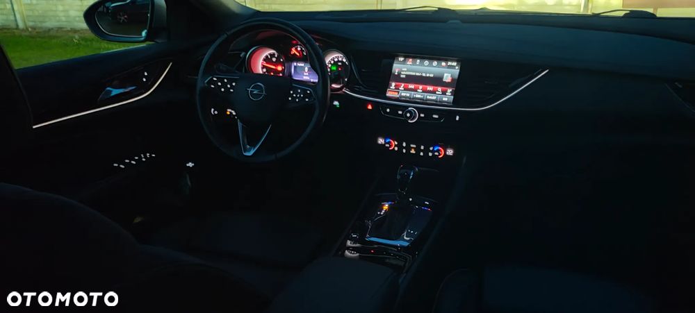 Opel Insignia 2.0 CDTI automatik Business Innovation - 29