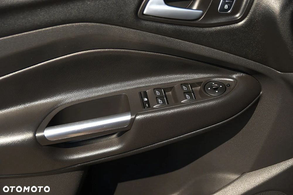 Ford Kuga 2.0 TDCi 4x4 Titanium - 31