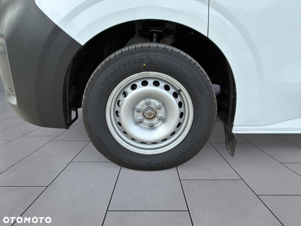Volkswagen Transporter Skrzyniowy z podwójną kabiną 2,0 TDI 150 KM manualna r. o. 3500 mm - 31