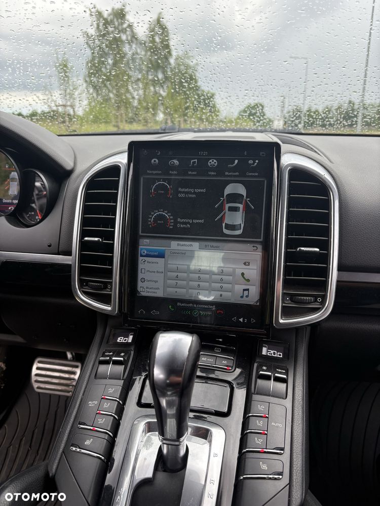 Porsche Cayenne - 7