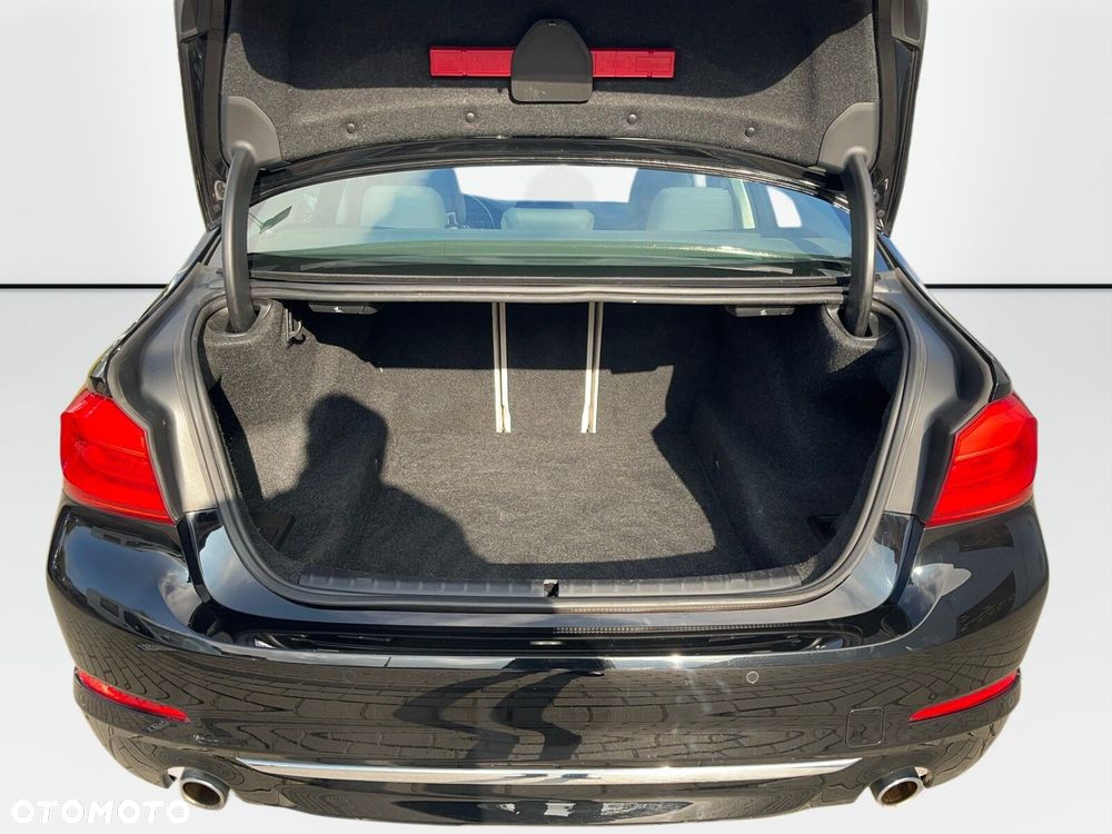 BMW Seria 5 - 16