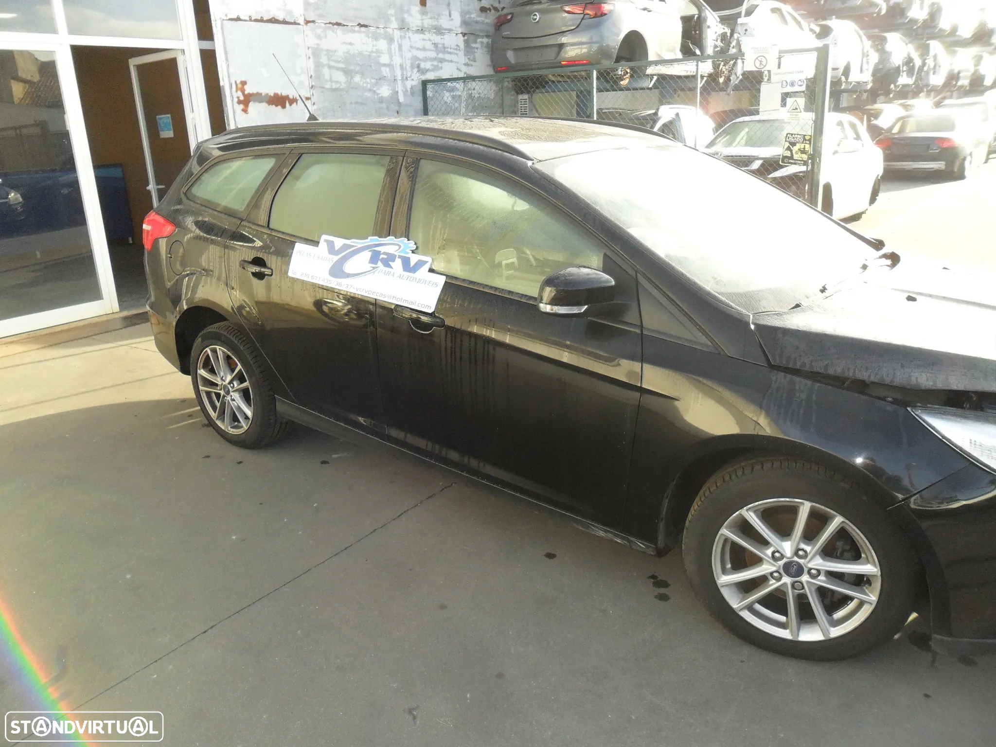 Ford Focus 1.5 tdci - Viatura para peças - 3