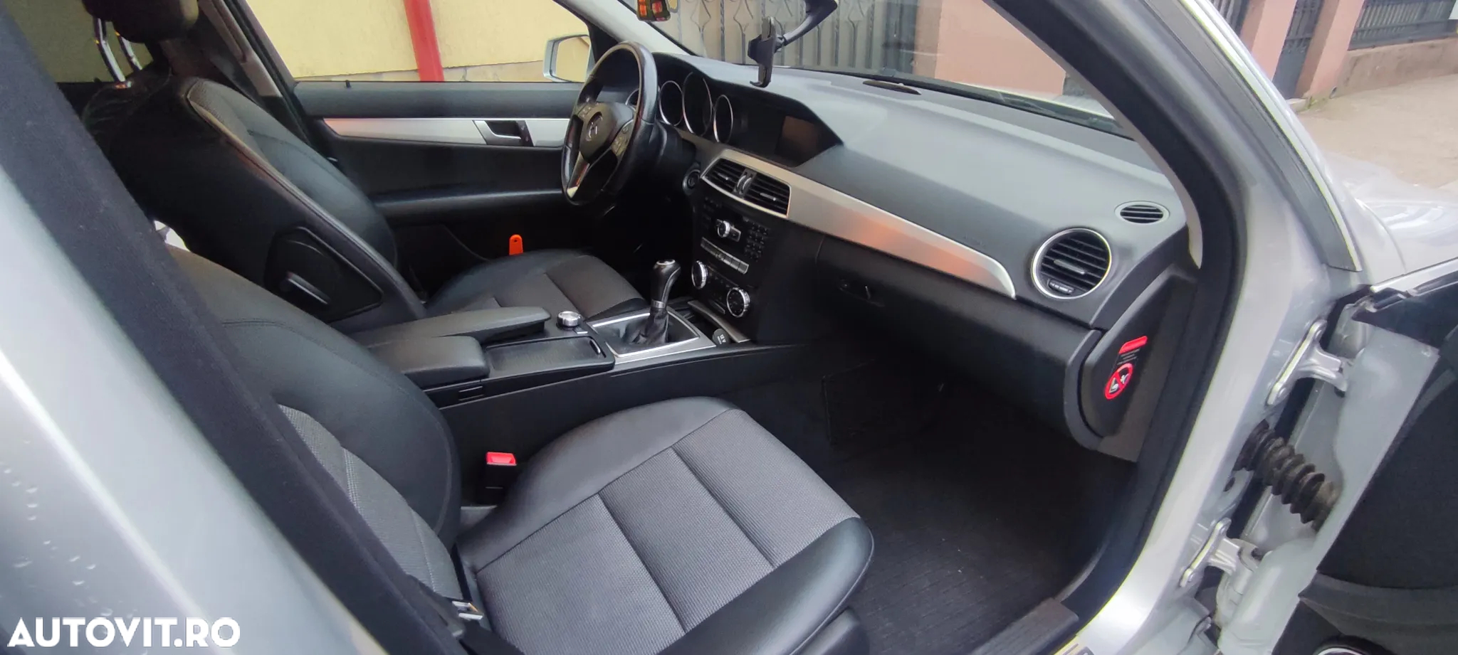 Mercedes-Benz C 180 T CDI DPF (BlueEFFICIENCY) Avantgarde - 7