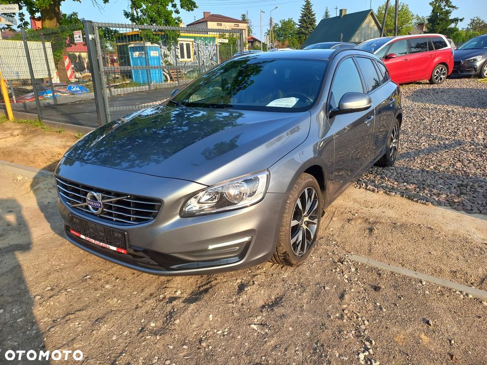 Volvo V60 D2 Drive-E Dynamic Edition (Kinetic) - 1