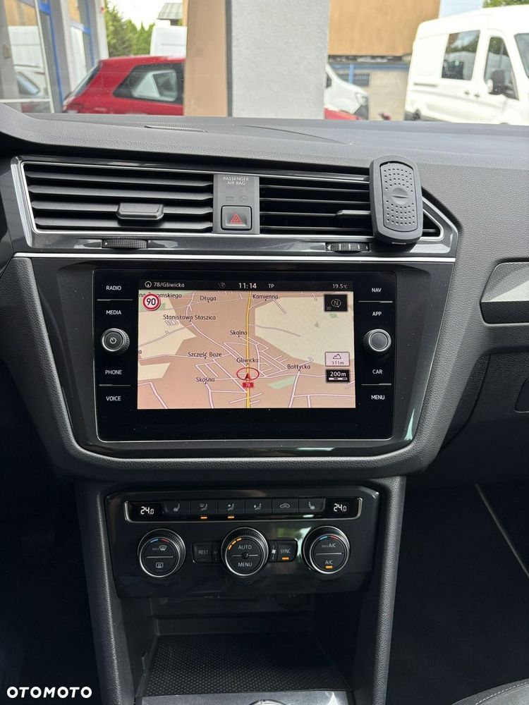Volkswagen Tiguan - 29