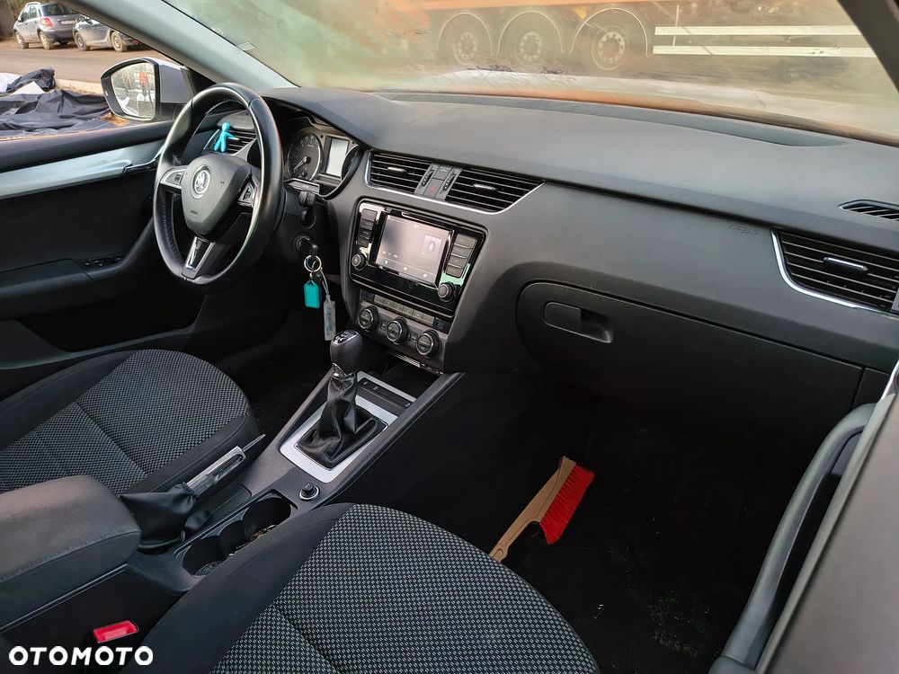Skoda Octavia - 8