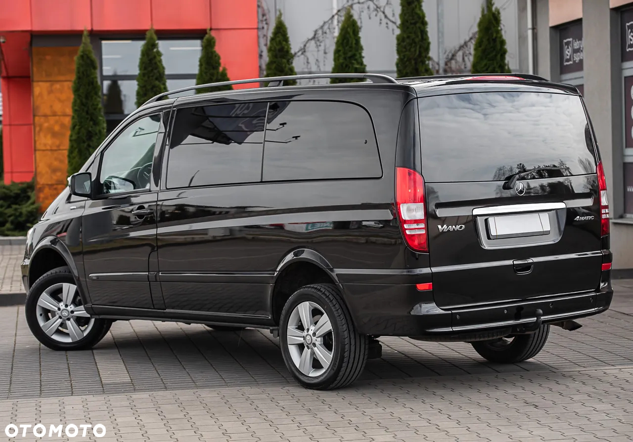 Mercedes-Benz Viano - 9
