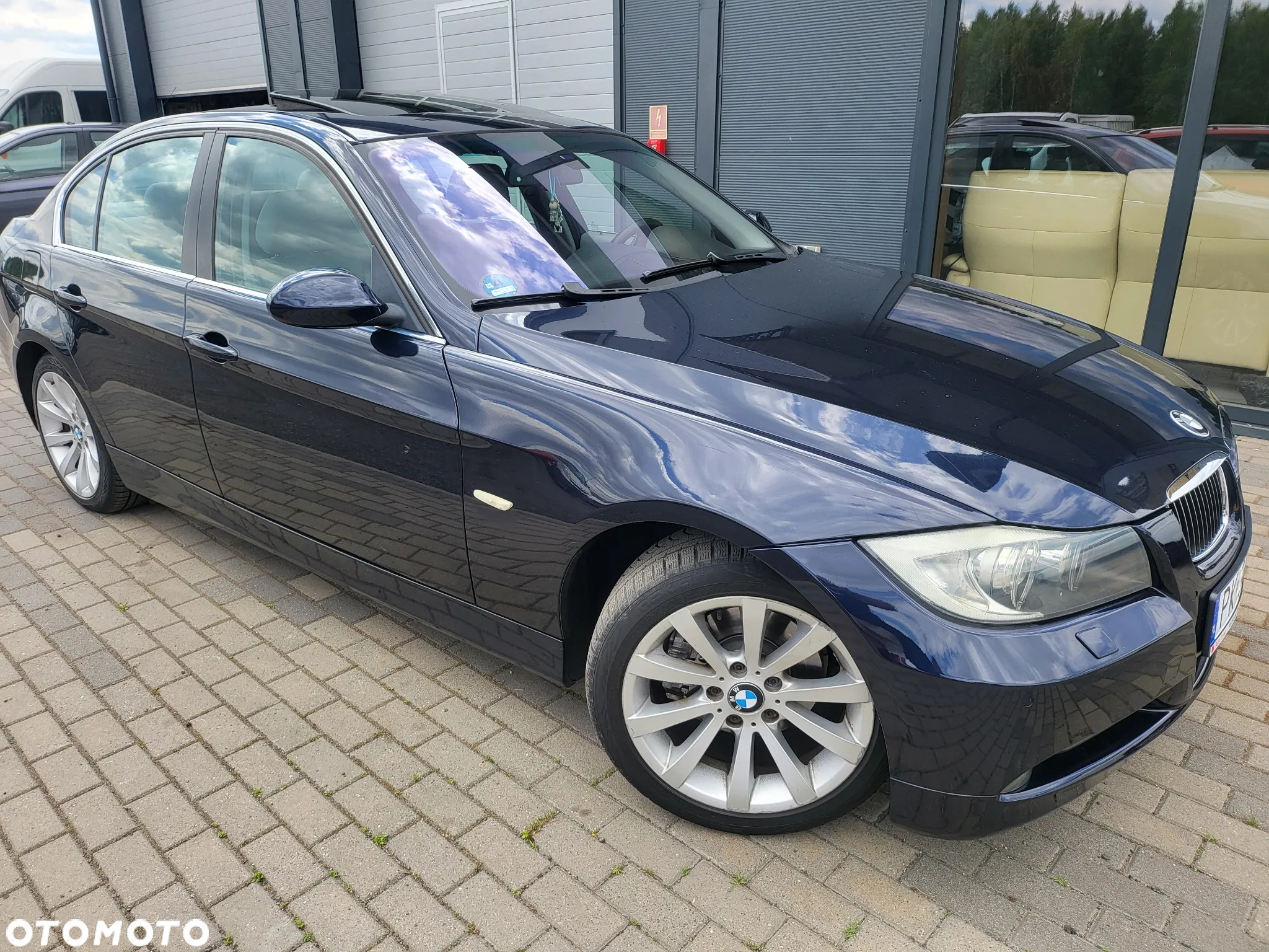 BMW Seria 3 325i - 38