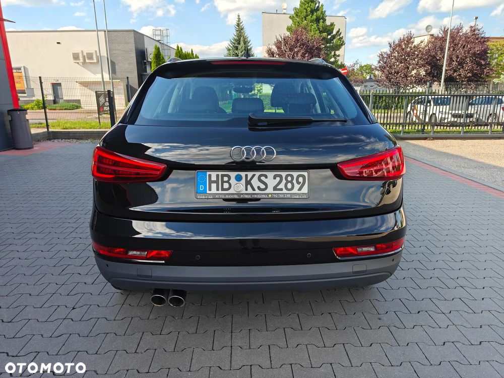 Audi Q3 2.0 TDI Design - 6