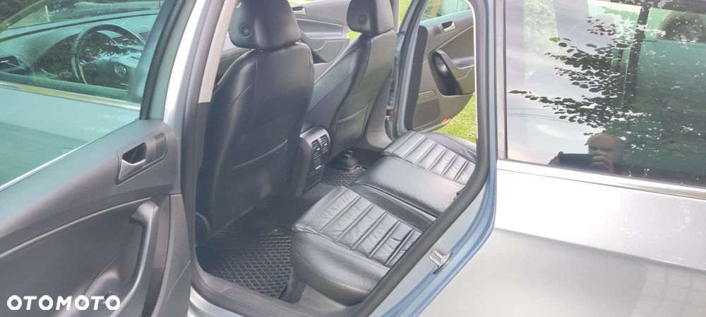 Volkswagen Passat 2.0 TDI 4Mot Highline DSG - 10