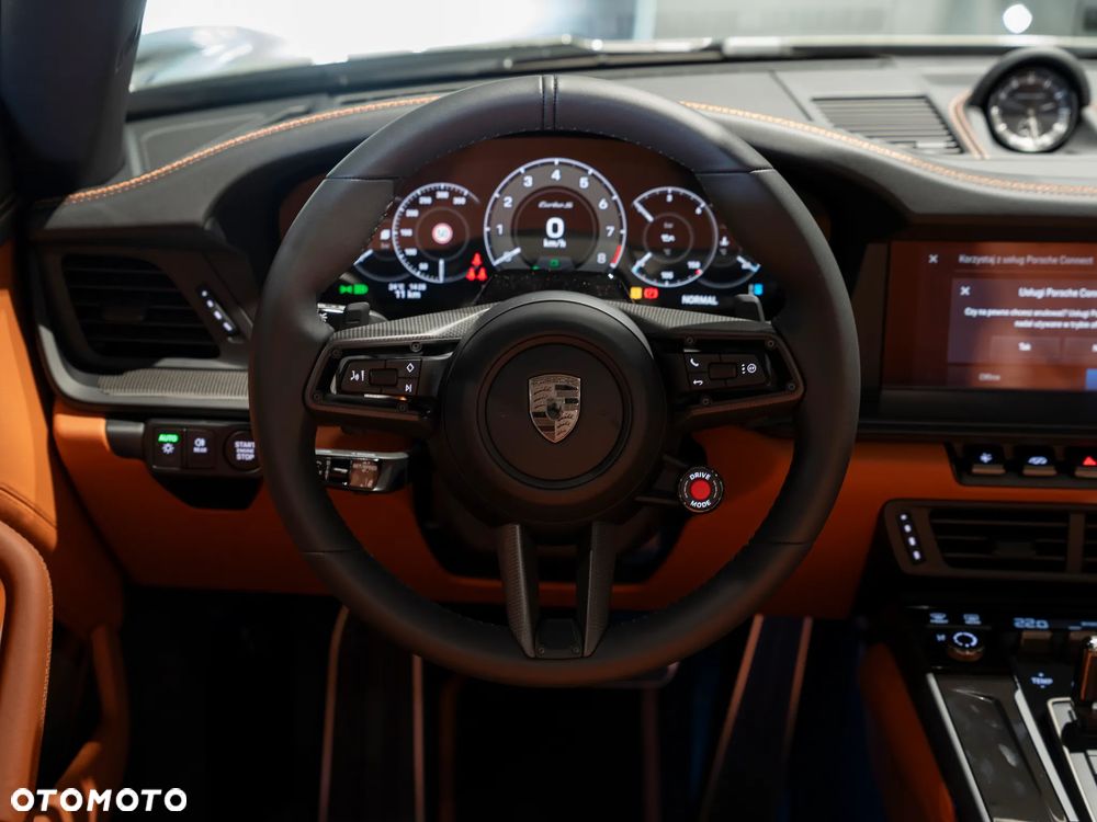 Porsche 911 Carrera Turbo S - 27