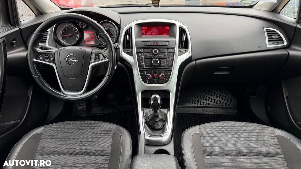 Opel Astra 1.6 Enjoy - 9