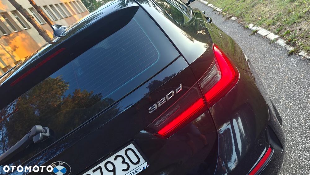 BMW Seria 3 320d Sport Line - 7