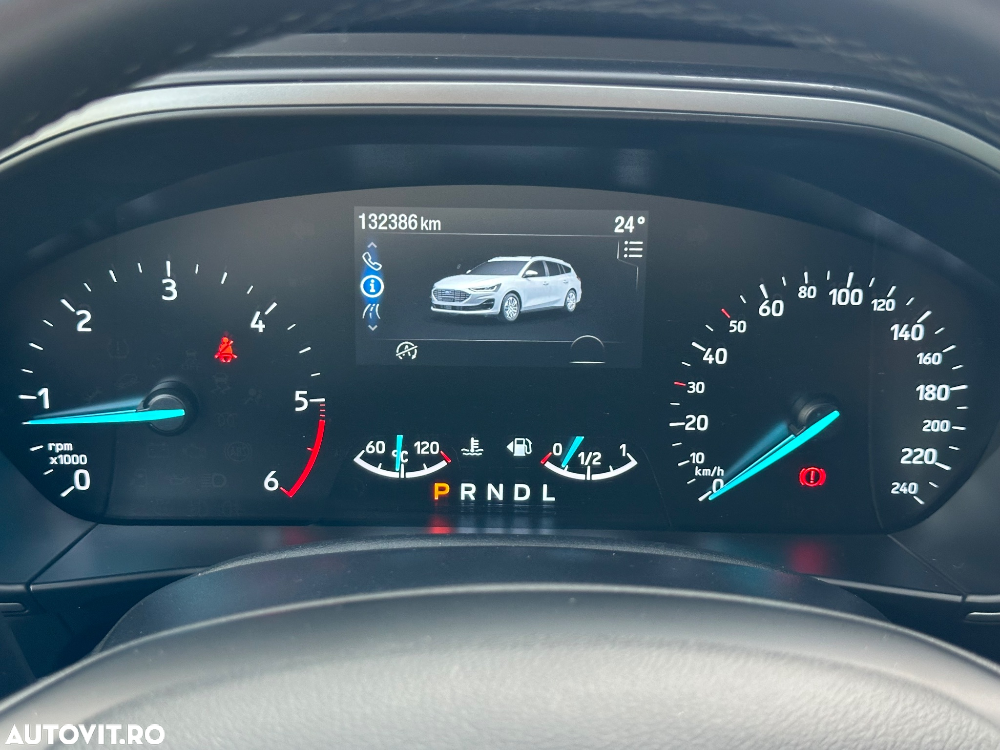 Ford Focus - 24