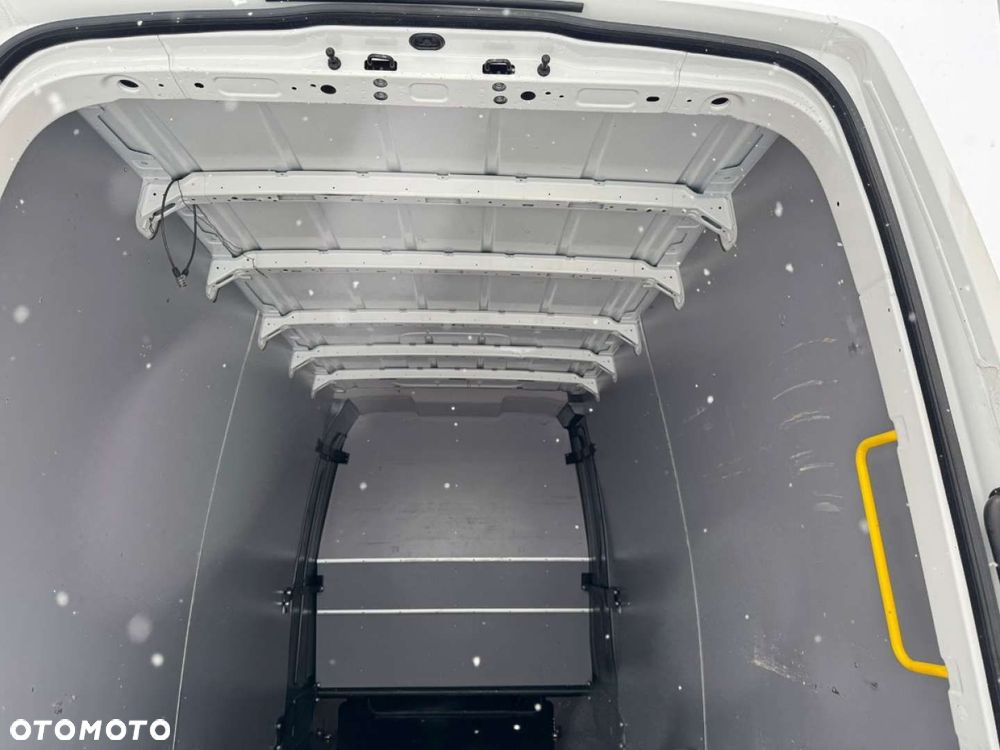 Volkswagen CrafterDoka 6-osob Maxi XXL - 32