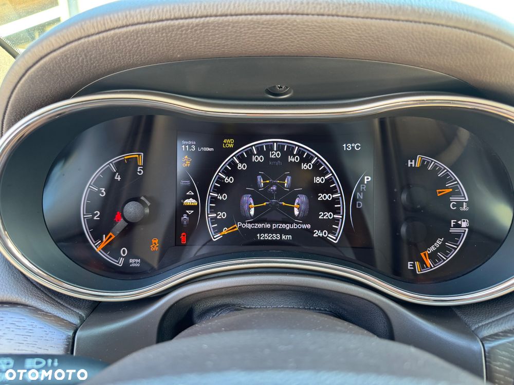 Jeep Grand Cherokee 3.0 CRD Overland Summit EU6 - 27