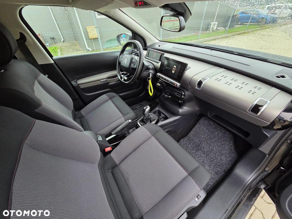 Citroën C4 Cactus 1.2 PureTech Live S&S - 26