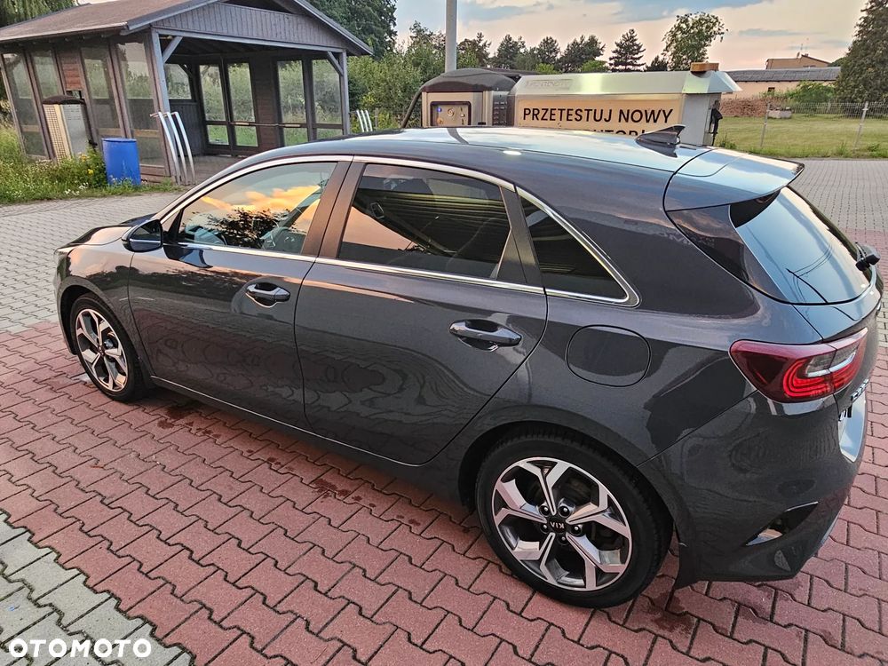 Kia Ceed - 7