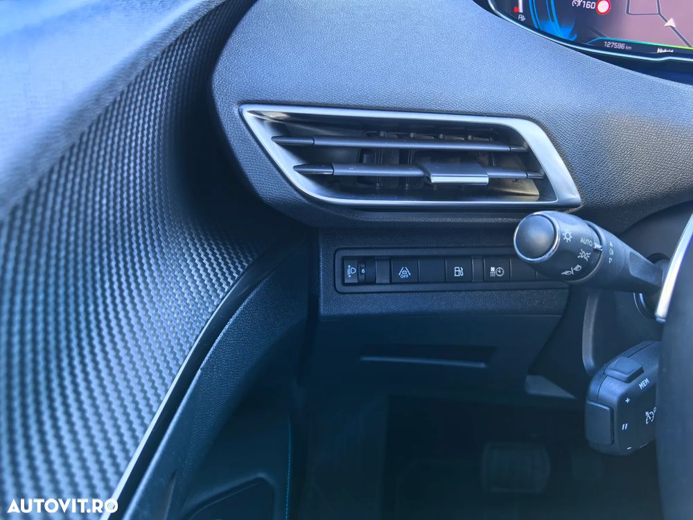 Peugeot 3008 Hybrid 225 e-EAT8 Allure Pack - 20