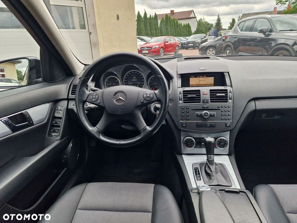 Mercedes-Benz Klasa C 180 BlueEFFICIENCY 7G-TRONIC Avantgarde - 20