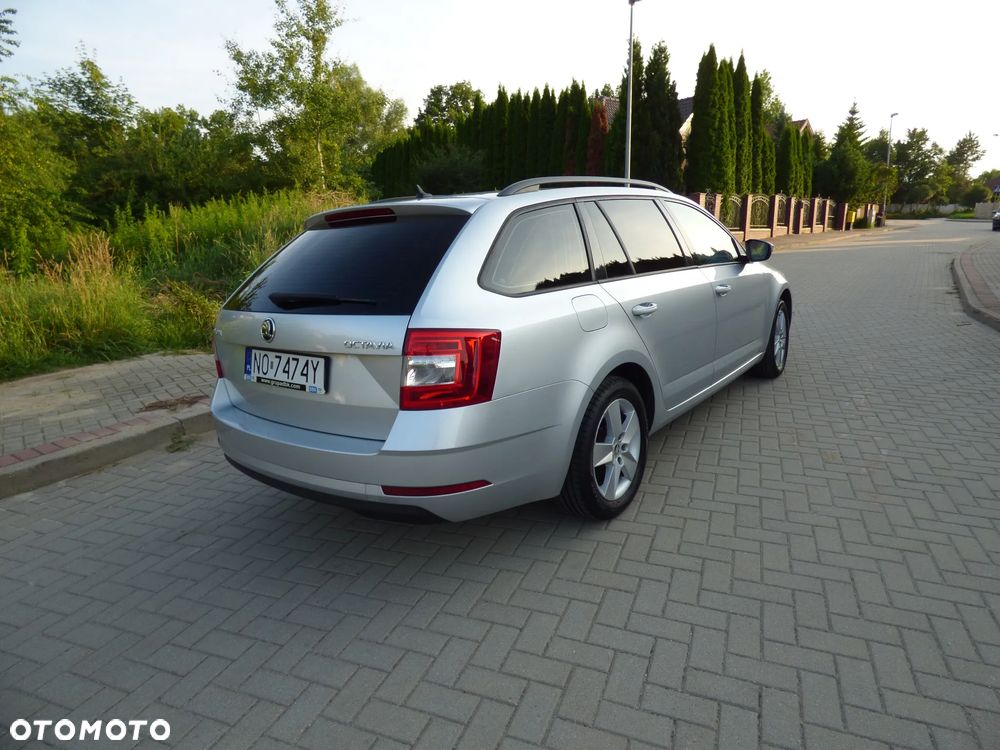 Skoda Octavia - 2