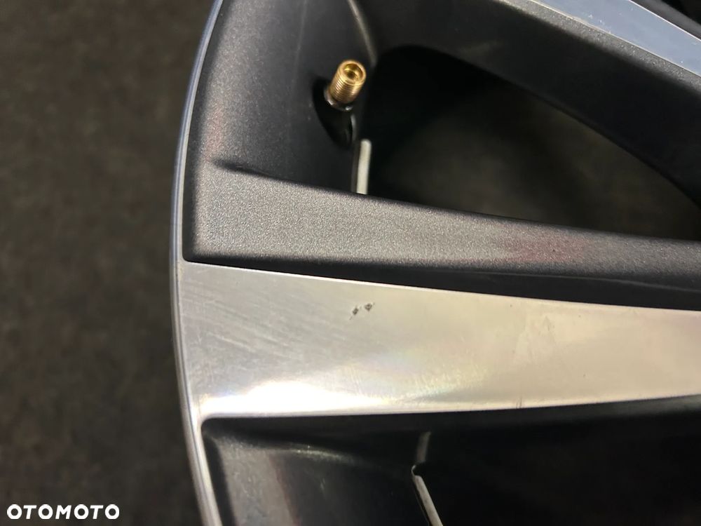 Alufelgi Skoda Octavia IV, III, VW Golf 7, 8, Toutan, Sportsvan 18 cali 5x112 4szt. Ładne! - 10