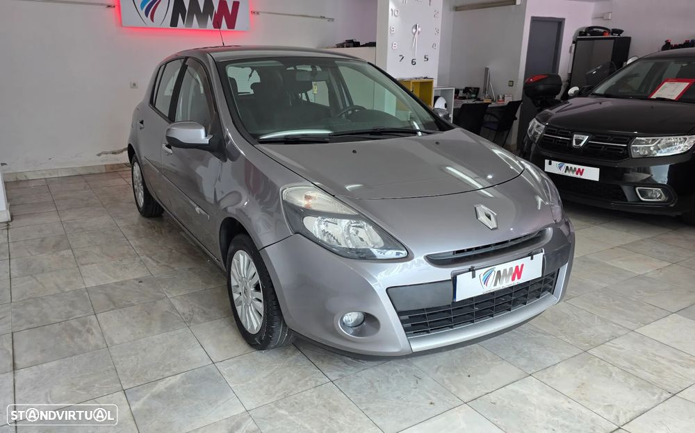 Renault Clio 1.2 16V Fairway - 2