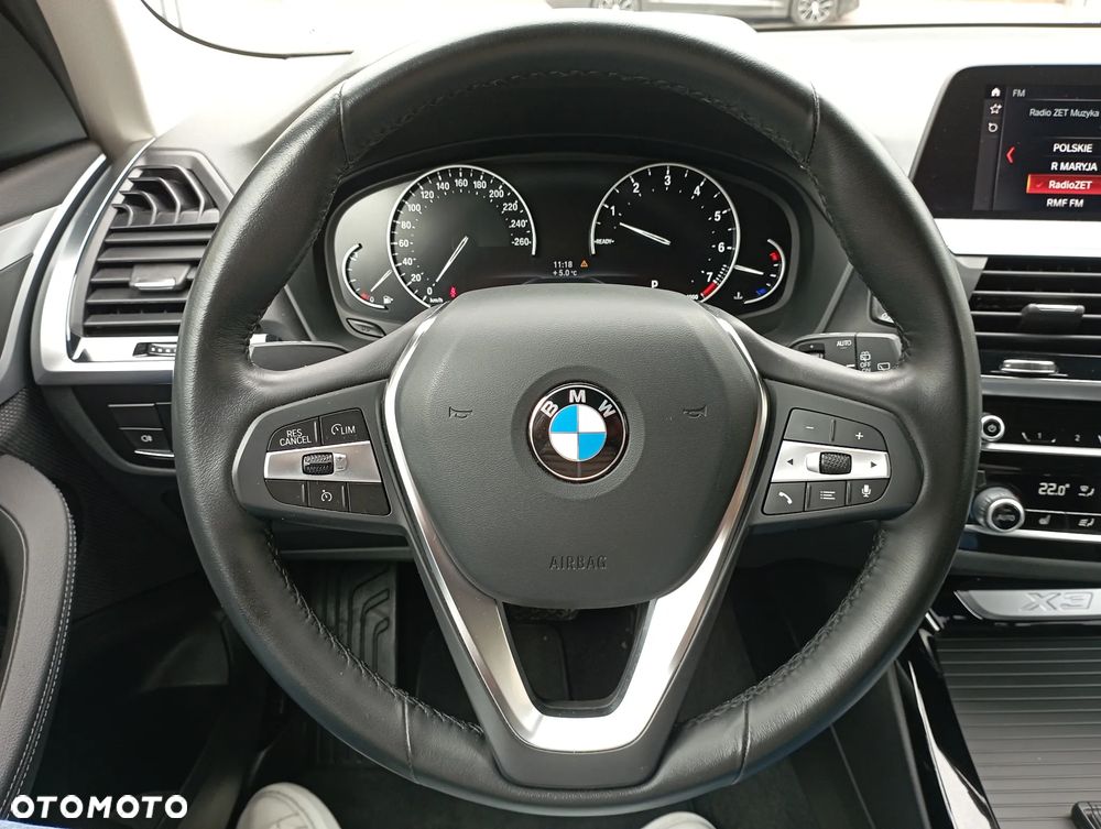 BMW X3 xDrive20i Advantage sport - 12