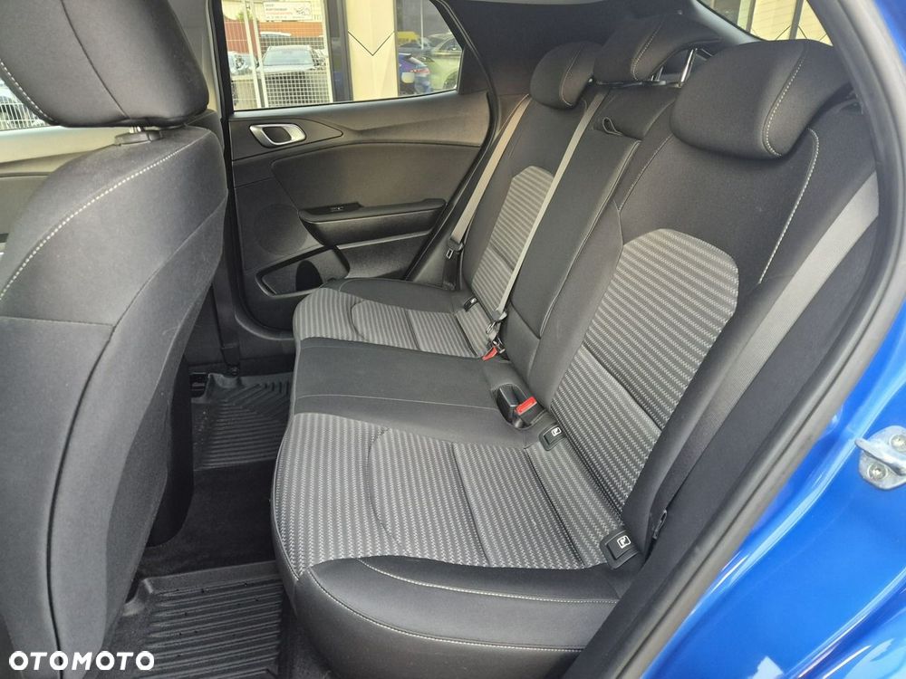 Kia XCeed 1.5 T-GDI M - 15