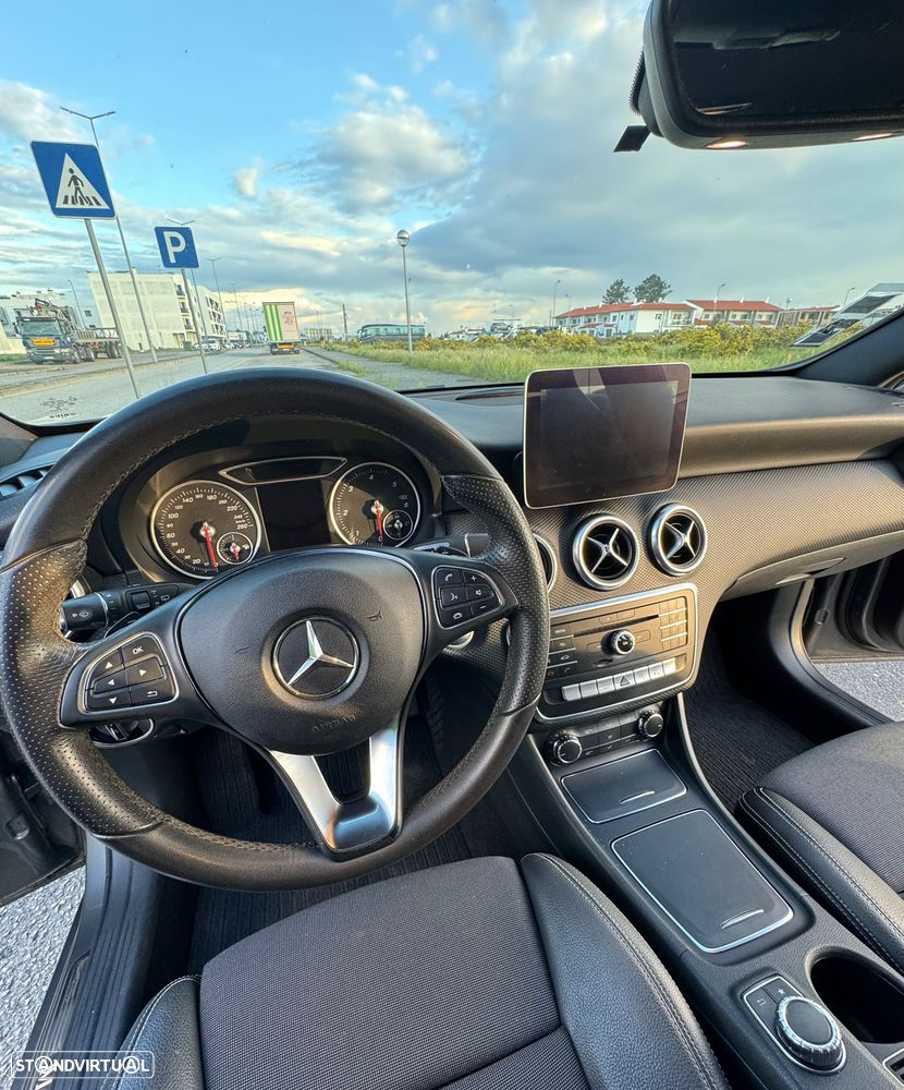 Mercedes-Benz A 180 d AMG Line Aut. - 13