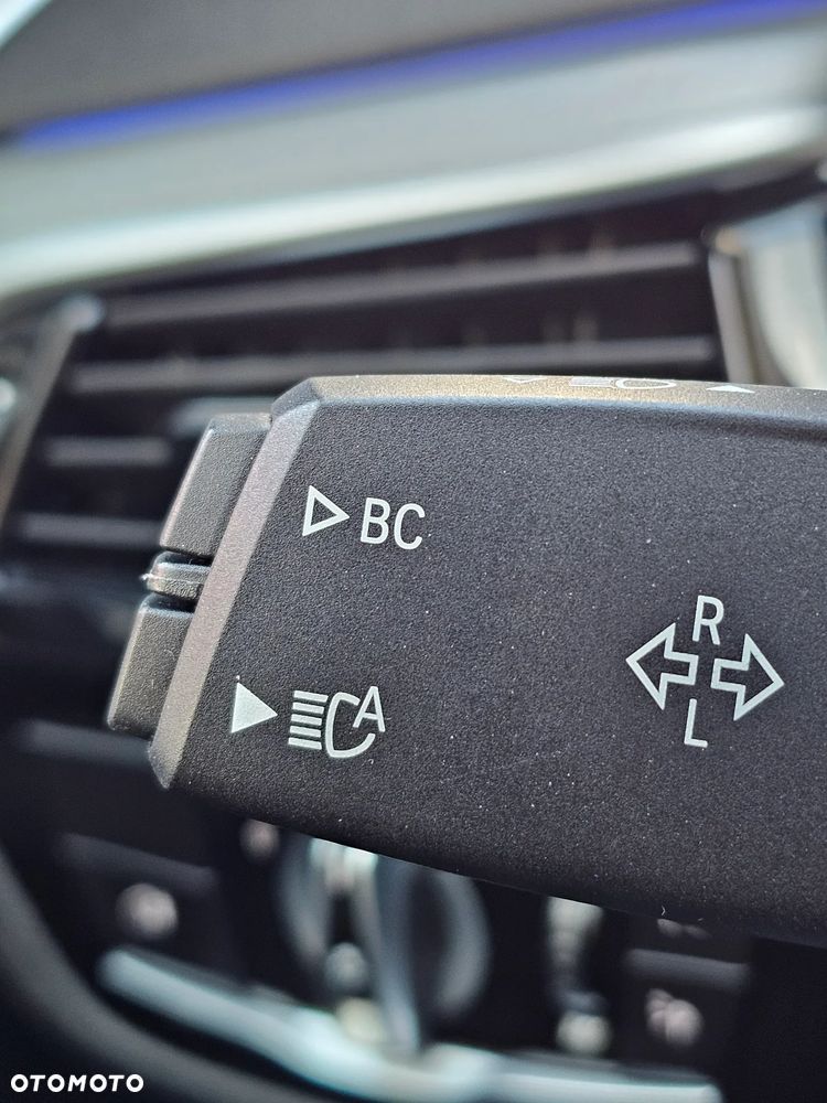 BMW Seria 5 520d Sport - 23