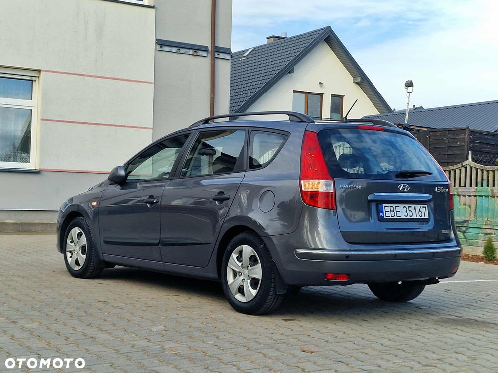 Hyundai i30 1.6 CRDi Comfort - 11