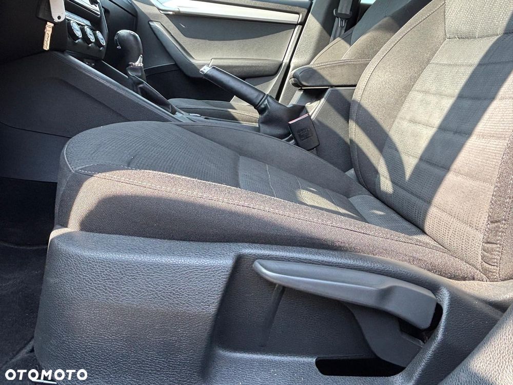 Skoda Octavia 2.0 TDI 4x4 DSG L&K - 11