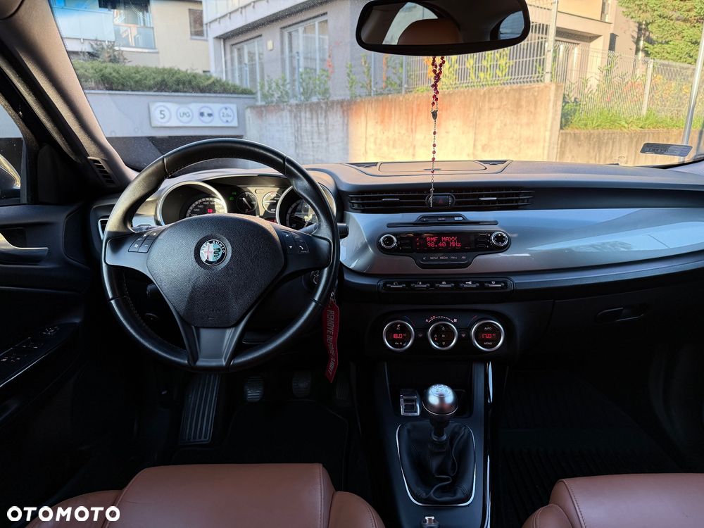 Alfa Romeo Giulietta 1.4 TB MultiAir Distinctive - 28
