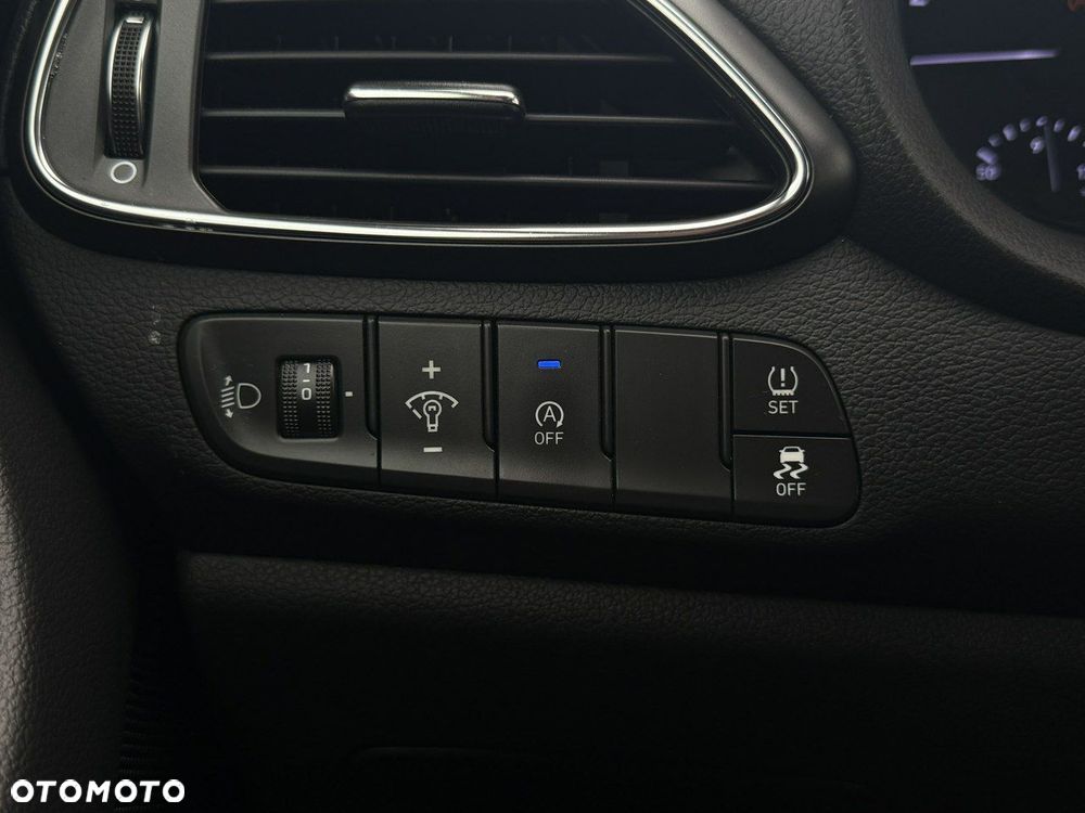 Hyundai i30 1.0 T-GDI Classic + - 30