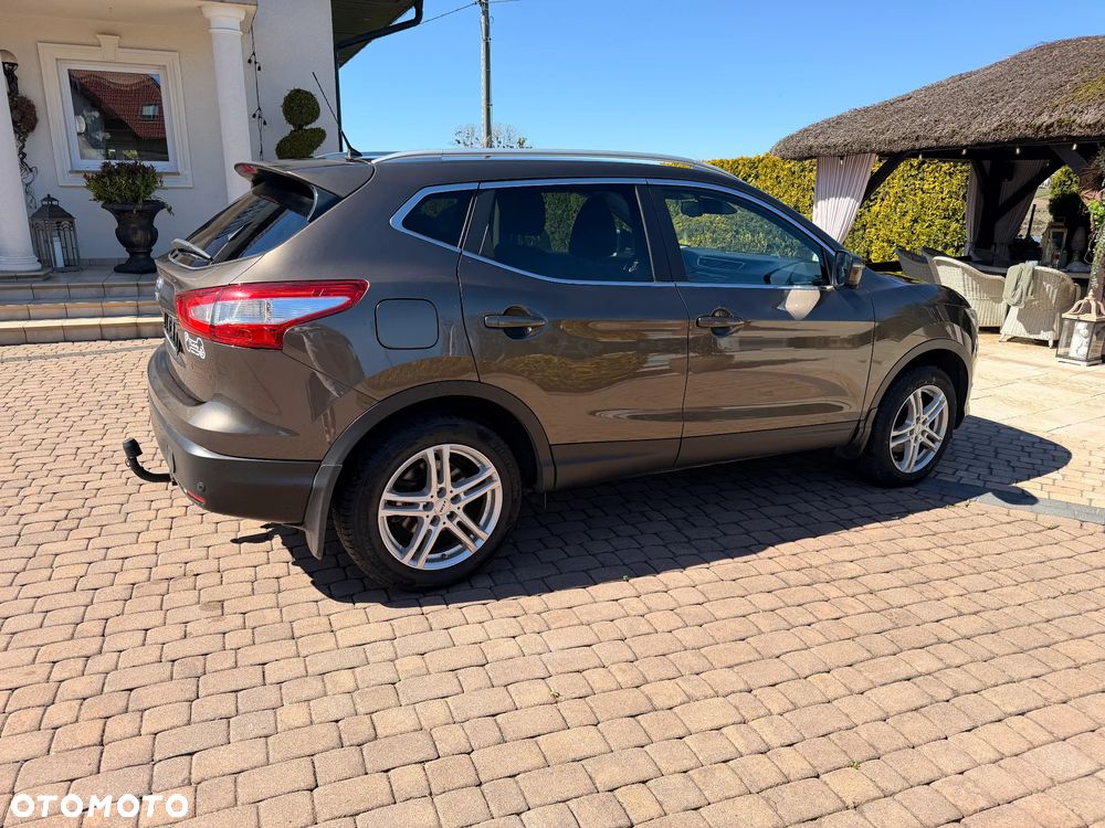 Nissan Qashqai 1.6 DCi N-Connecta - 7
