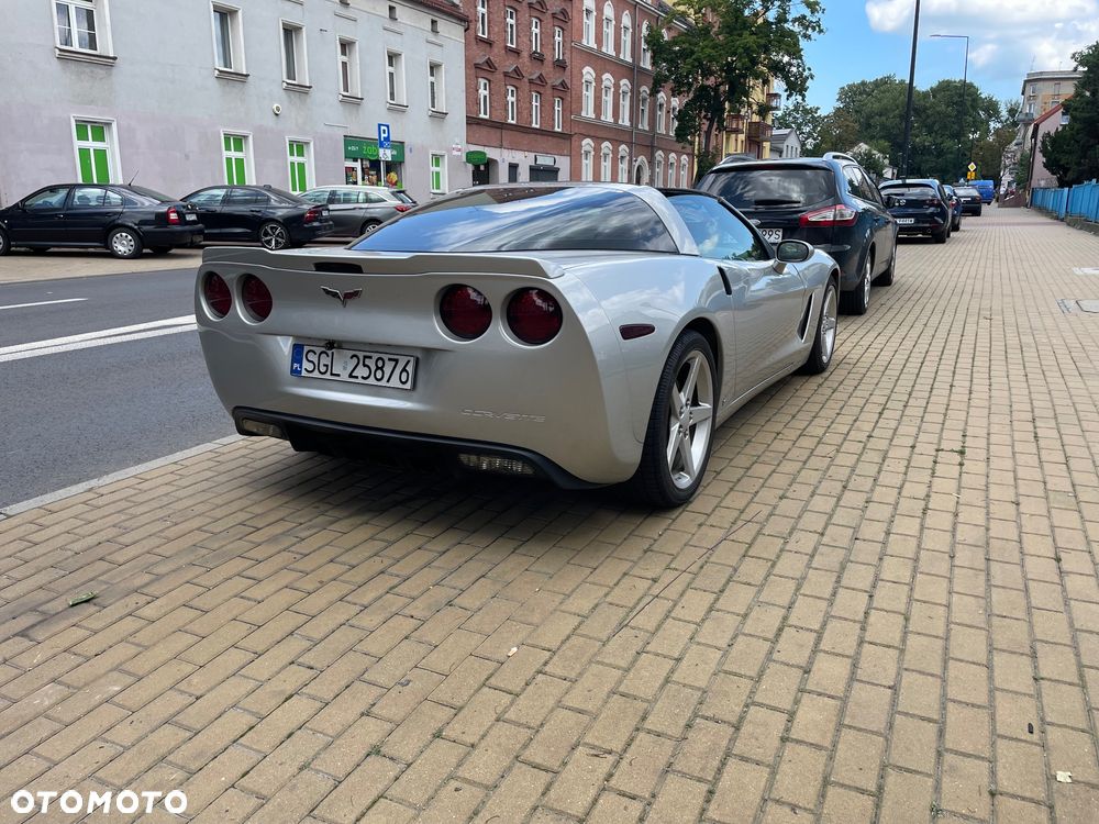 Chevrolet Corvette - 7