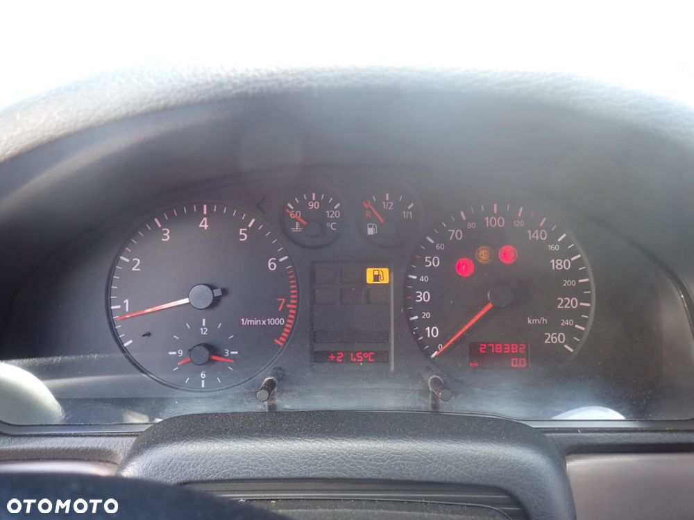CZĘŚCI - Audi A4 B5 1,8 125KM ADR KOMBI 5B DDU lakier LY7M 1998r. INDEX - 10219 - 13