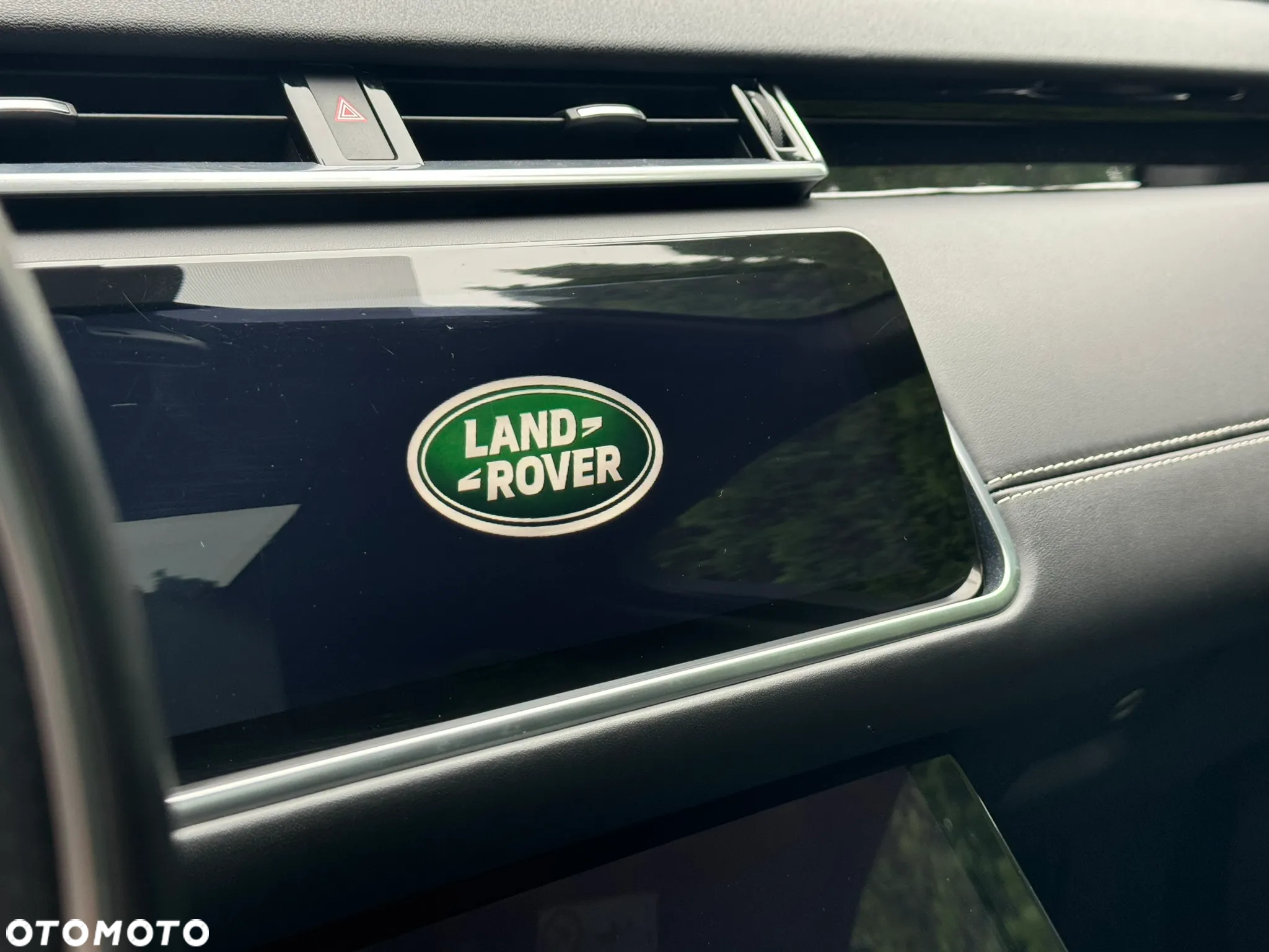 Land Rover Range Rover Velar 3.0d R-Dynamic - 29