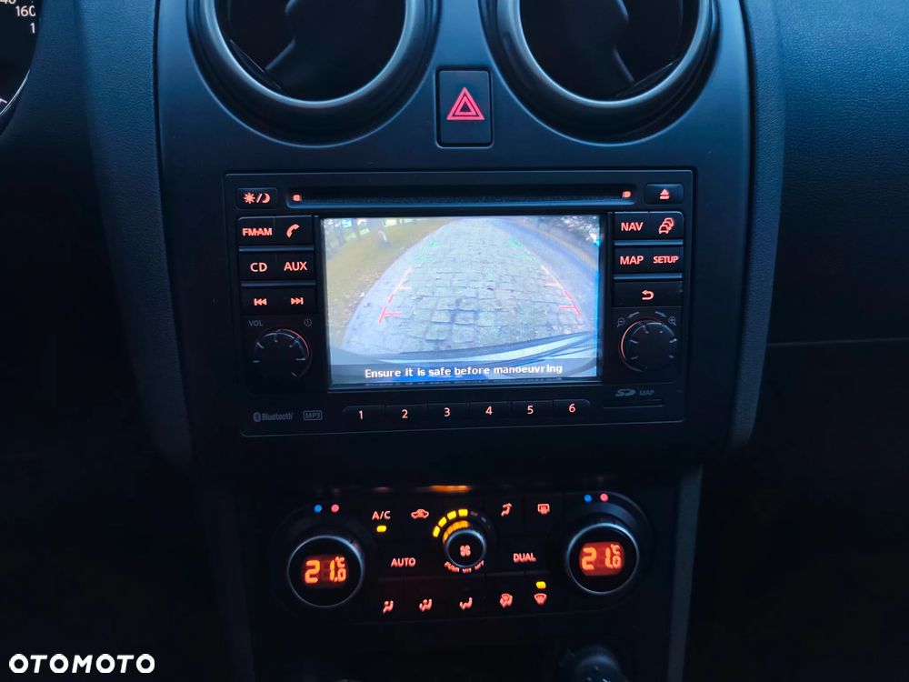 Nissan Qashqai+2 - 22