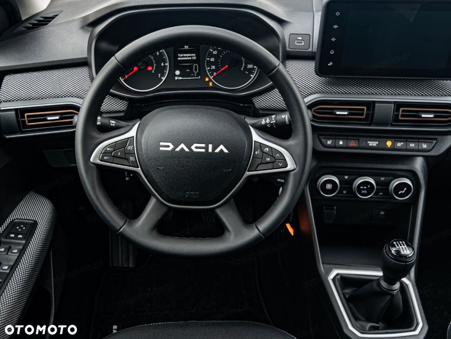 Dacia Sandero - 7