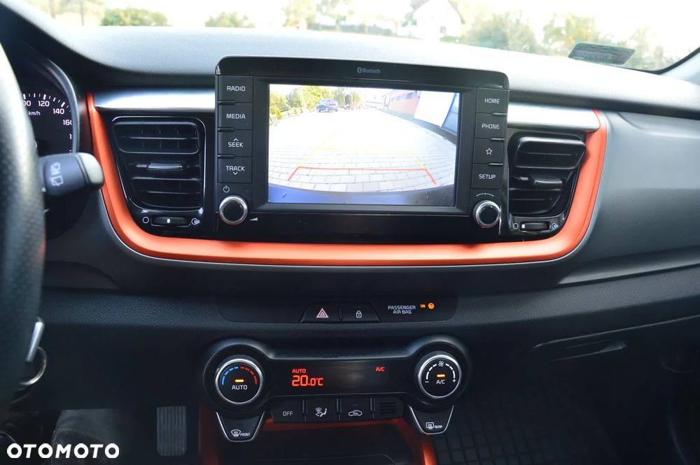 Kia Stonic - 25